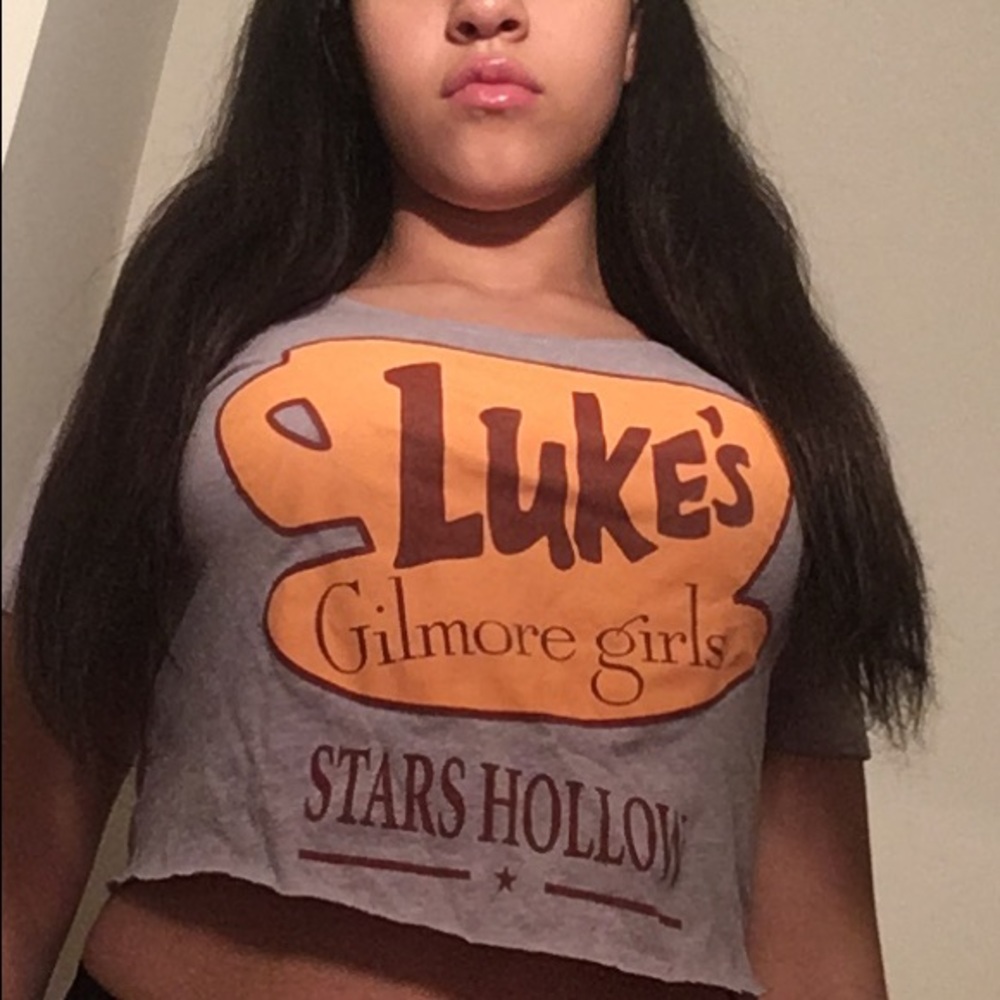 distressed luke’s diner tee